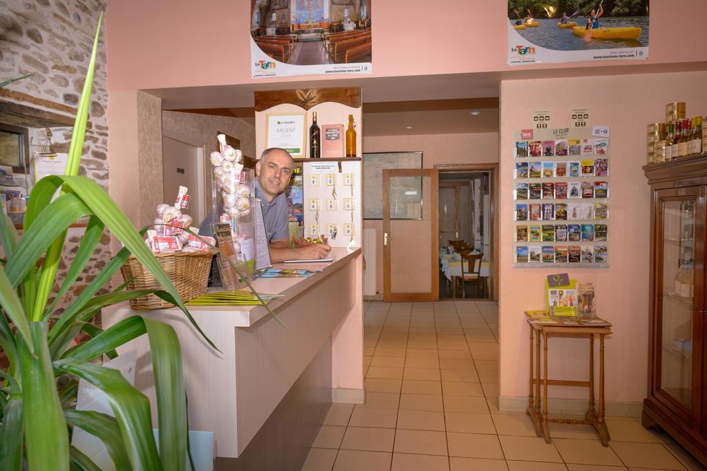 Logis - Des Lauriers - Et Restaurant Hotel Alban